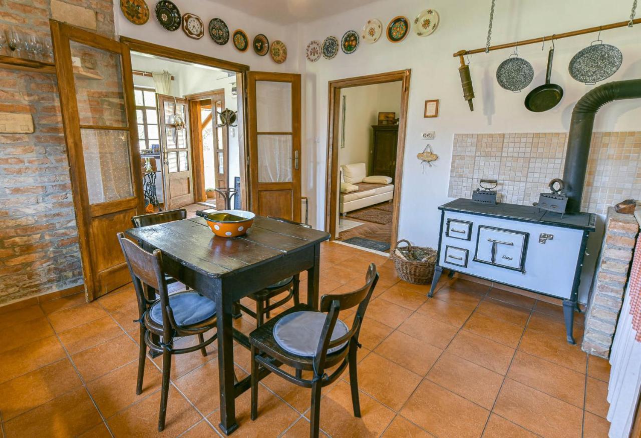 Apartmán Halhaza Vendeghaz Sirok Exteriér fotografie
