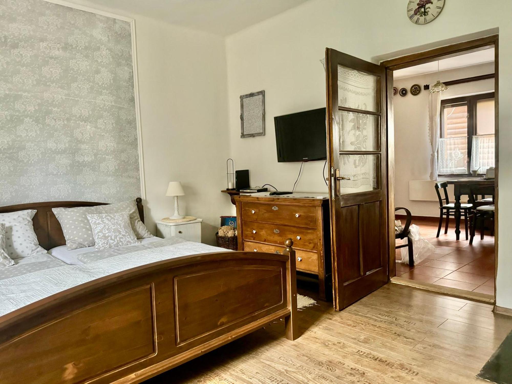 Apartmán Halhaza Vendeghaz Sirok Exteriér fotografie